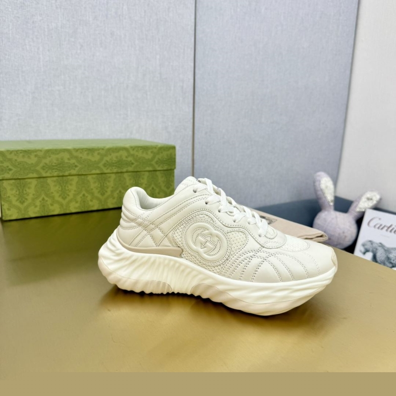 G*u*i casual shoes